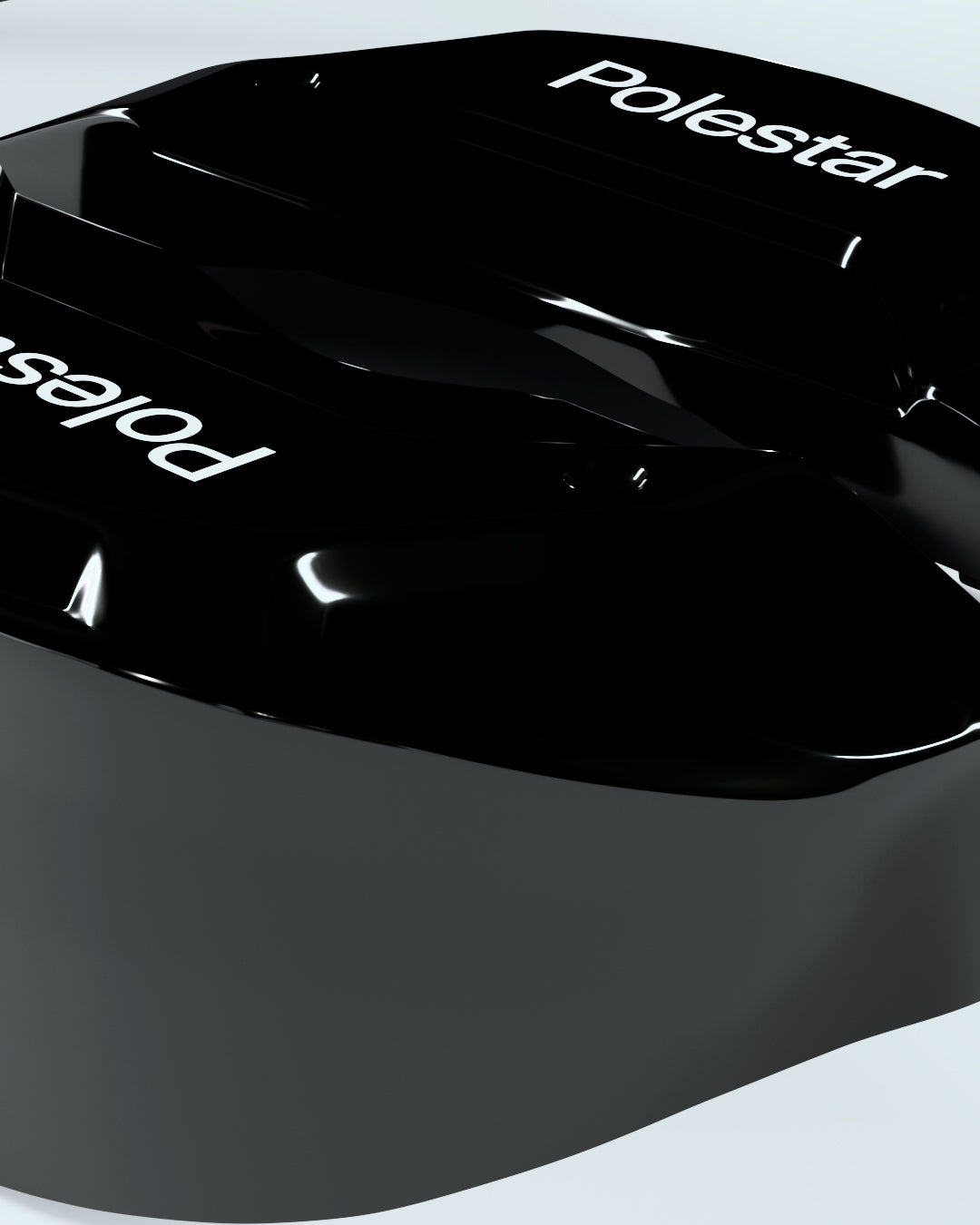 Polestar 4 Black - view 5